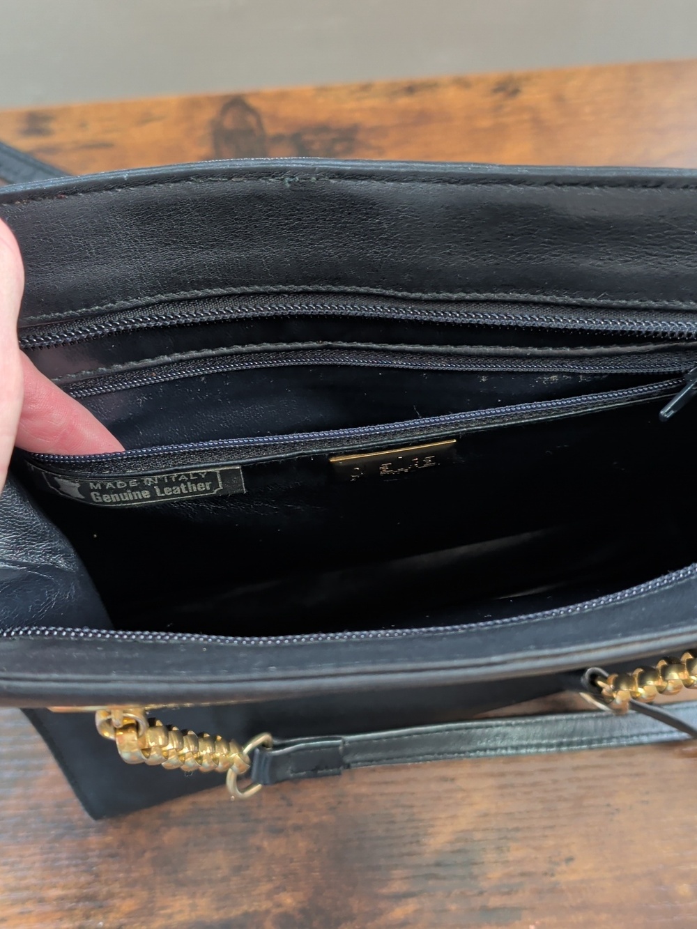 Alfa Italy Leather Hand Bag - Picture 10 of 15